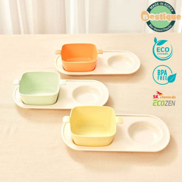 Khay ăn sáng trẻ em cao cấp 2 ngăn hiệu Nestique N-14 (2024 Color)